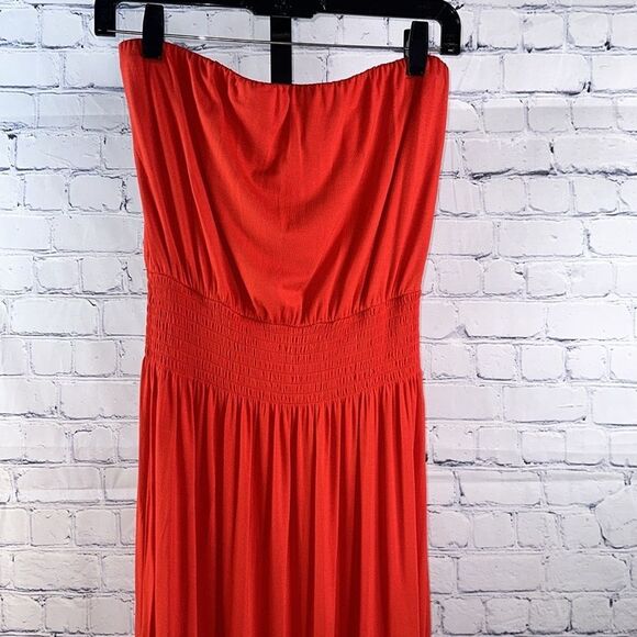 🔥 BP. Strapless Red Maxi Dress | Smocked Waist | Side Slit | Size Small - Picture 3 of 4